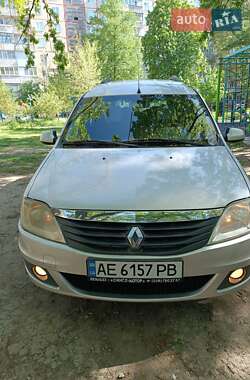 Универсал Renault Logan 2011 в Днепре