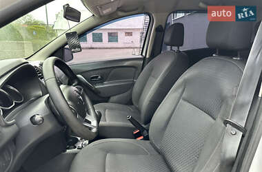 Седан Renault Logan 2019 в 