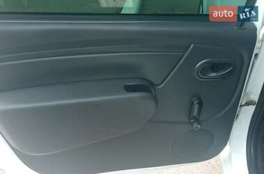 Универсал Renault Logan 2012 в 
