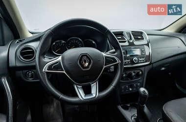 Седан Renault Logan 2020 в 