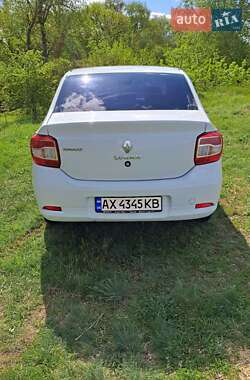 Седан Renault Logan 2013 в 