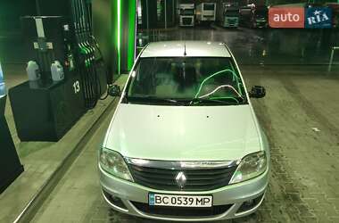 Седан Renault Logan 2010 в 