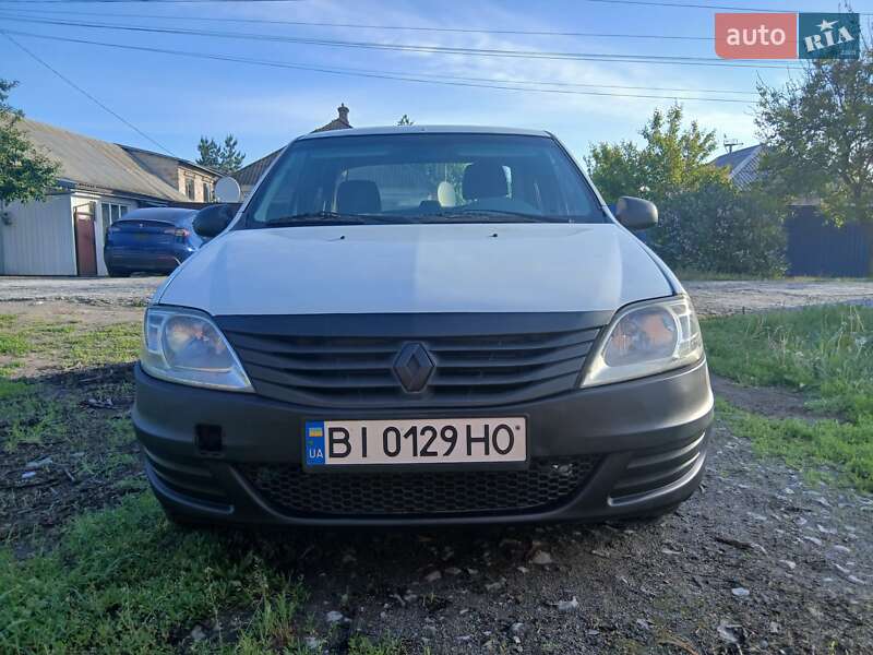 Седан Renault Logan 2011 в Днепре