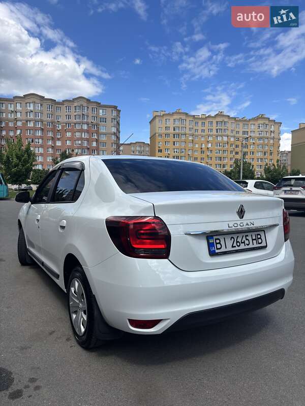 Renault Logan 2021