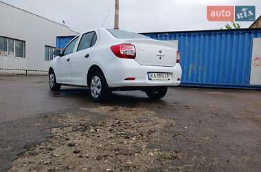 Седан Renault Logan 2016 в 