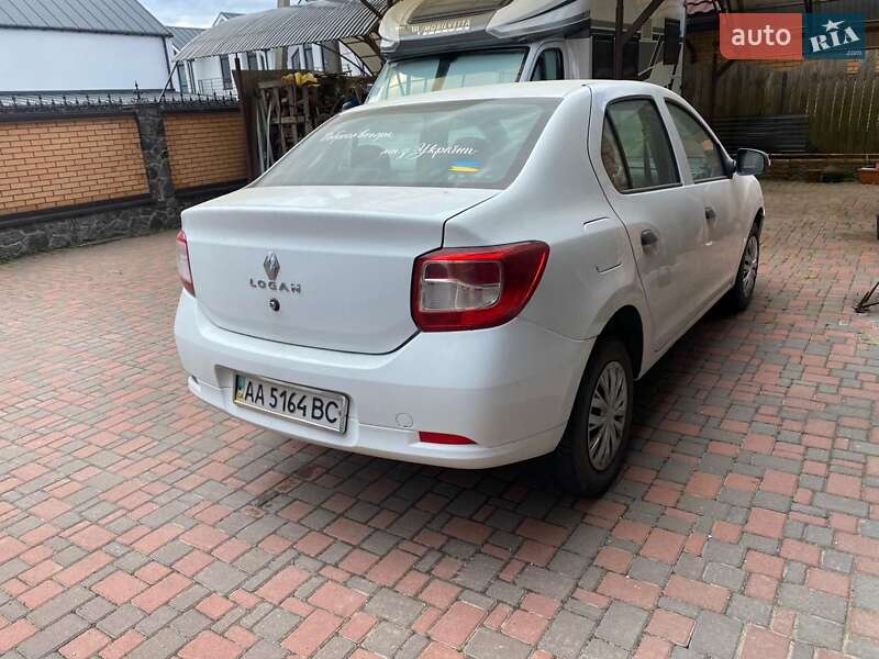 Седан Renault Logan 2016 в Киеве