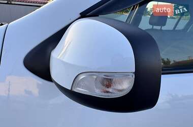 Седан Renault Logan 2019 в 