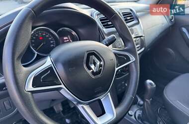 Седан Renault Logan 2019 в 