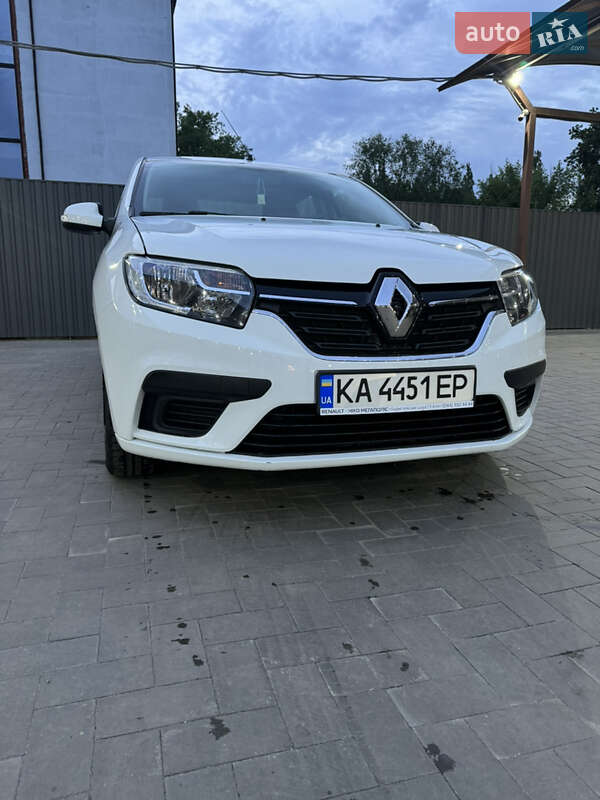 Седан Renault Logan 2021 в 