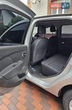 Седан Renault Logan 2019 в 