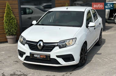 Седан Renault Logan 2017 в 