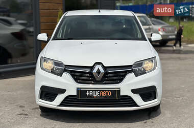Седан Renault Logan 2017 в 