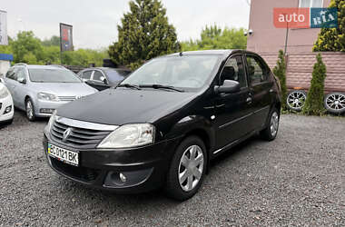 Седан Renault Logan 2011 в 