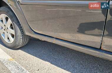 Седан Renault Logan 2010 в 