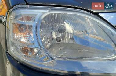 Седан Renault Logan 2010 в 