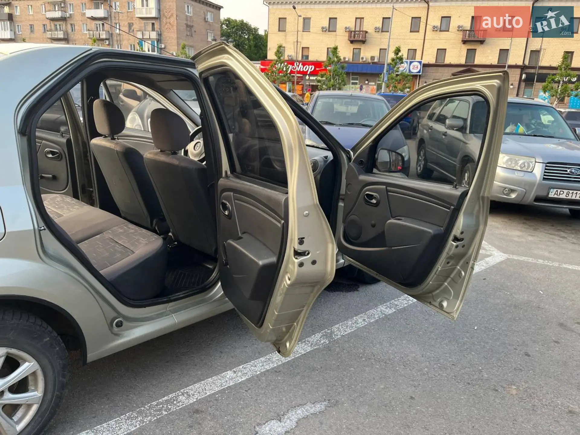 2011 Renault Logan - мініатюра 8