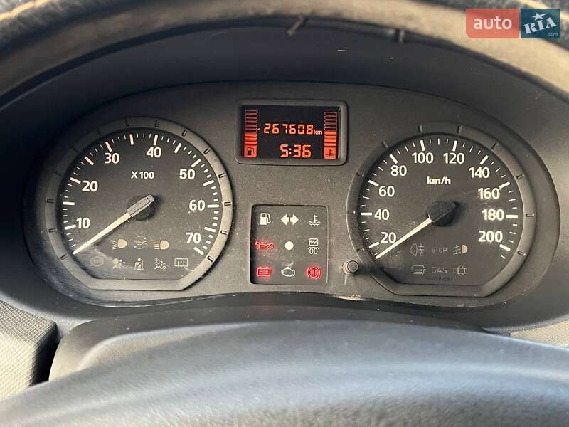 Седан Renault Logan 2011 в Умані