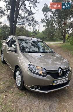 Седан Renault Logan 2015 в Киеве