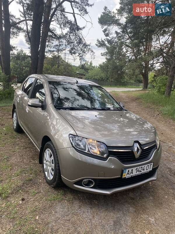 Renault Logan 2015