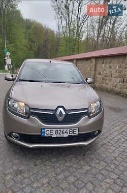 Седан Renault Logan 2015 в 