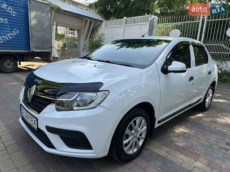 Седан Renault Logan 2019 в Черновцах