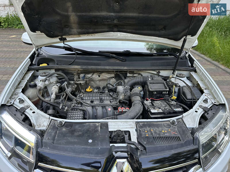Седан Renault Logan 2019 в Черновцах
