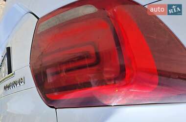 Седан Renault Logan 2020 в 