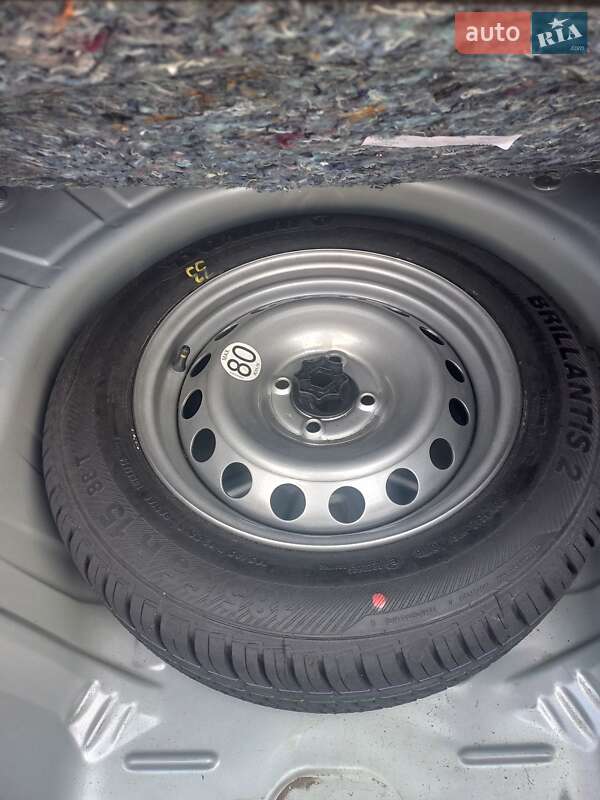 Седан Renault Logan 2018 в Умані