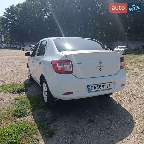 Седан Renault Logan 2013 в Умани