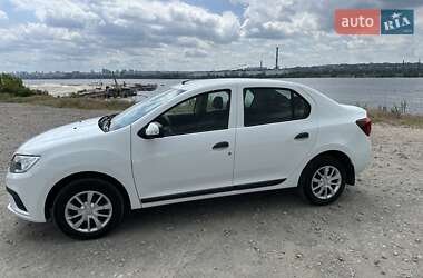 Седан Renault Logan 2018 в 