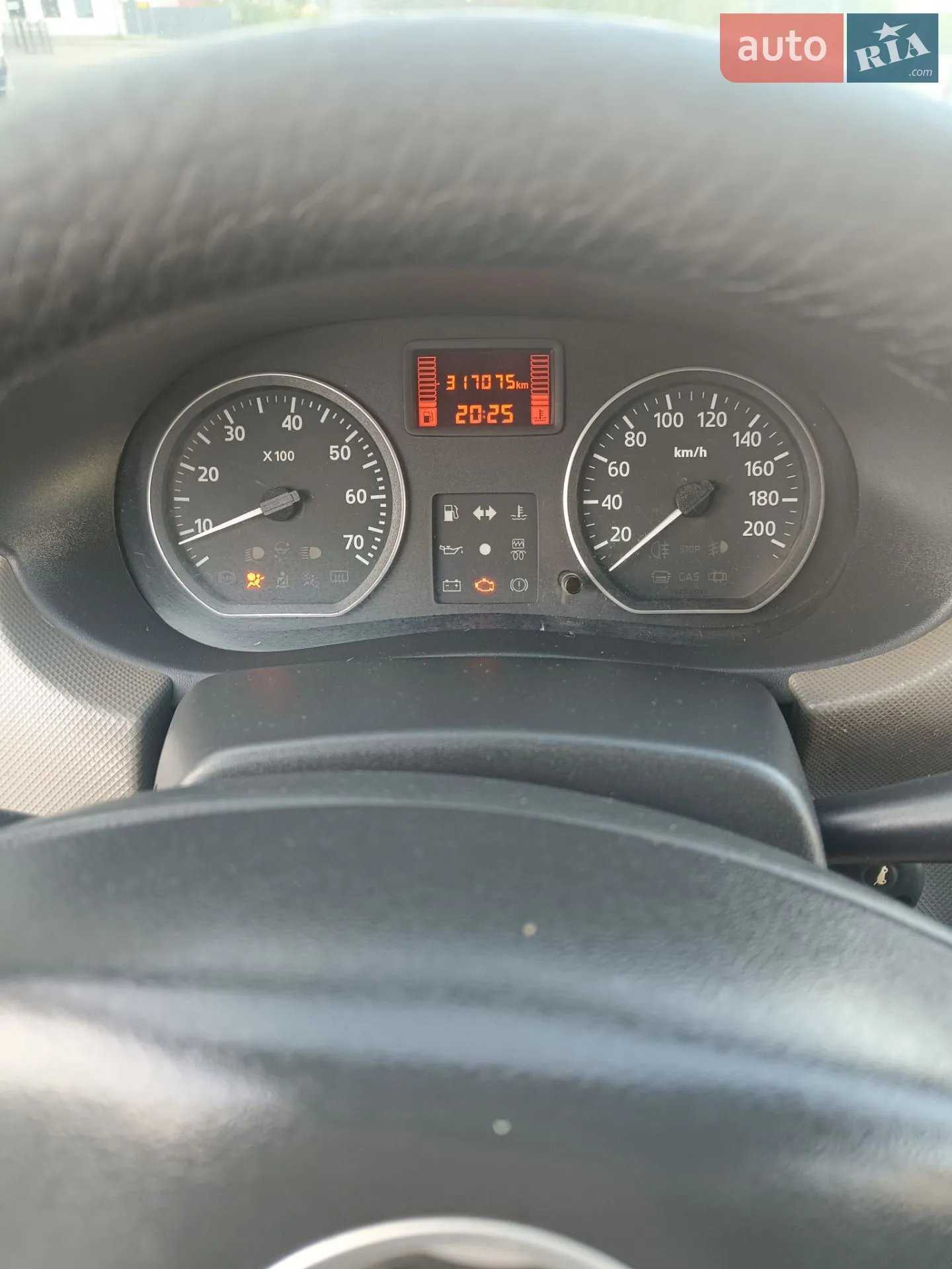2010 Renault Logan - мініатюра 48