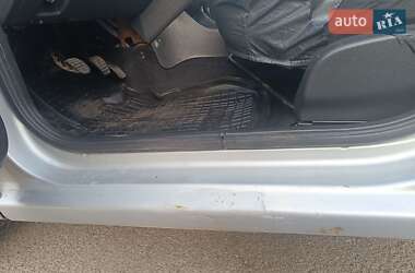 Седан Renault Logan 2010 в Луцке