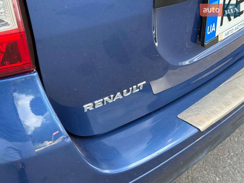 Універсал Renault Logan 2013 в Дніпрі