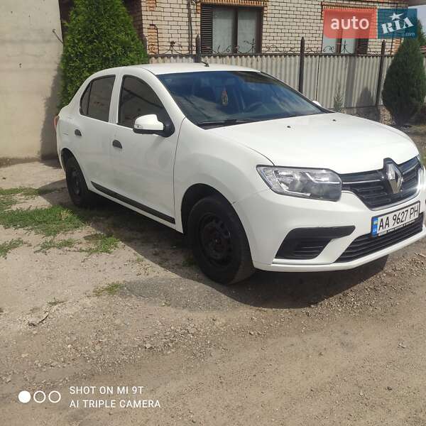 Седан Renault Logan 2017 в Марганце