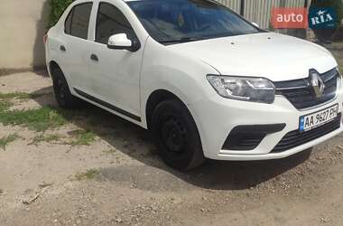 Седан Renault Logan 2017 в 