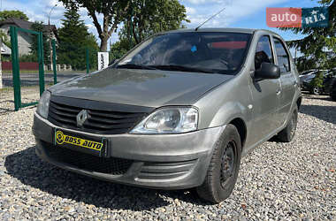 Седан Renault Logan 2010 в 