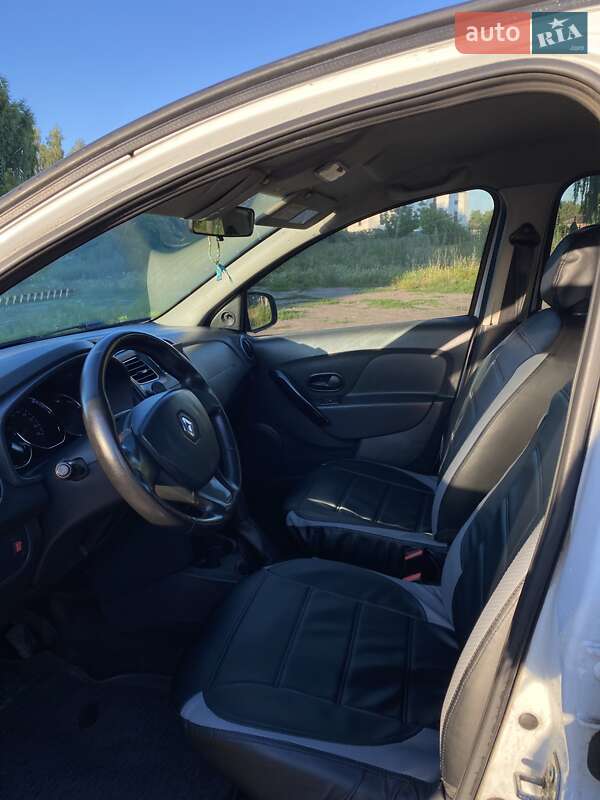 Седан Renault Logan 2015 в Конотопе