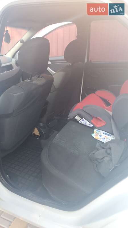 Седан Renault Logan 2011 в Білій Церкві