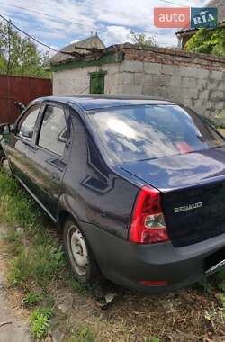 Седан Renault Logan 2010 в 