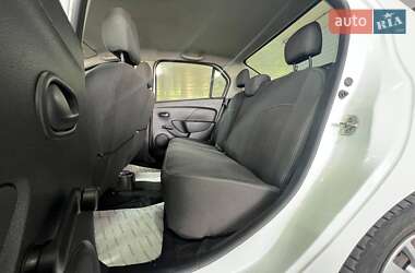 Седан Renault Logan 2019 в 