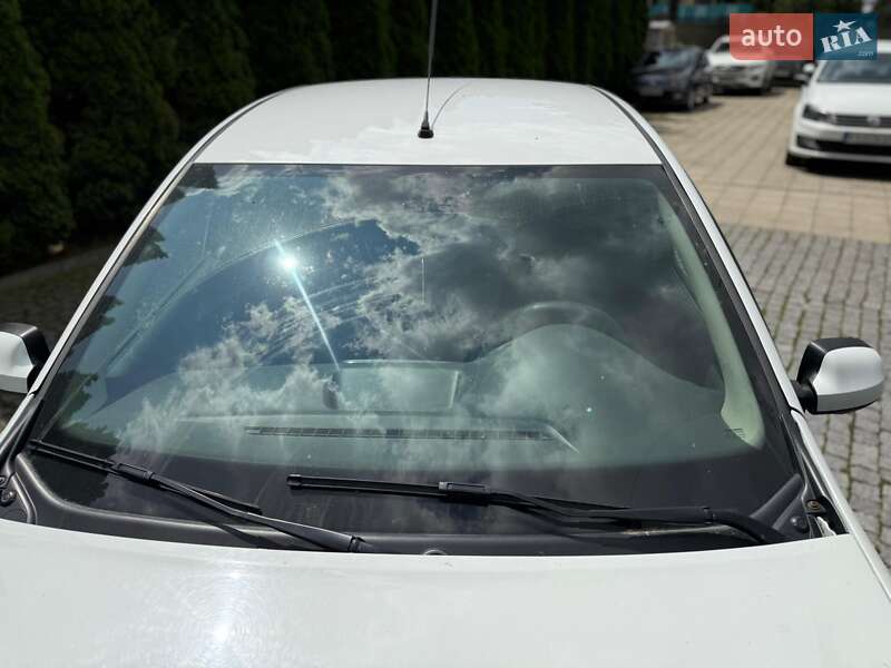 Седан Renault Logan 2020 в Киеве