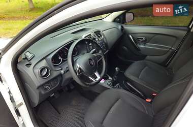 Седан Renault Logan 2019 в 