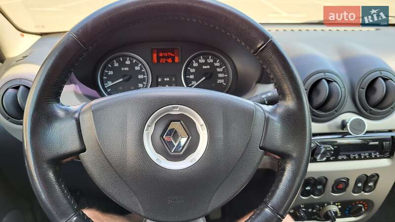 Седан Renault Logan 2012 в Броварах
