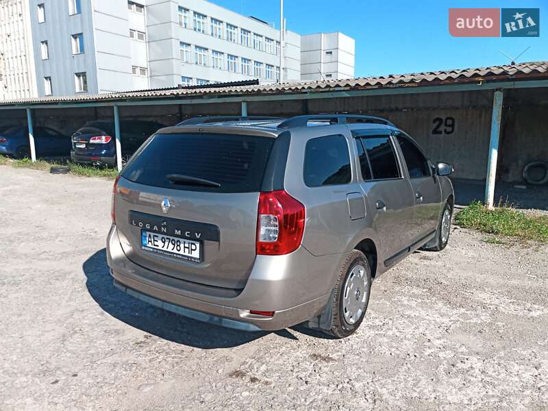 Универсал Renault Logan 2015 в Днепре фото 6 Универсал Renault Logan 2015 в Днепре