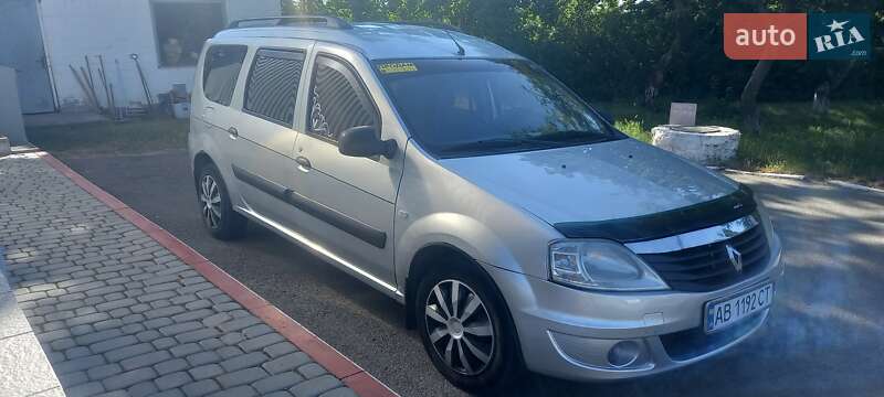 Renault Logan 2010