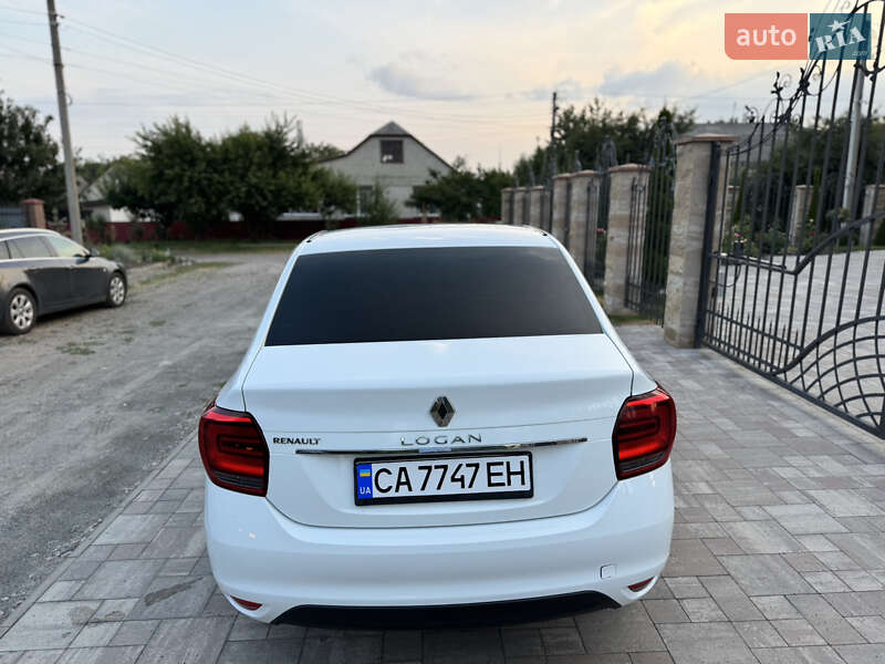 Седан Renault Logan 2017 в Умани