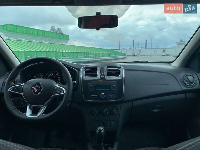 Седан Renault Logan 2020 в Киеве