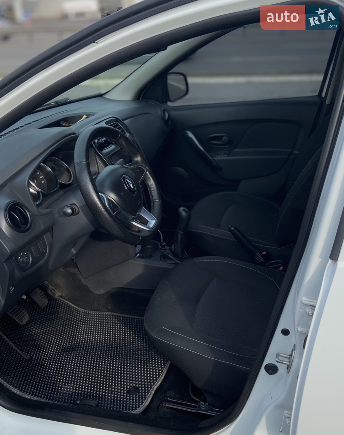 2019 Renault Logan - мініатюра 12