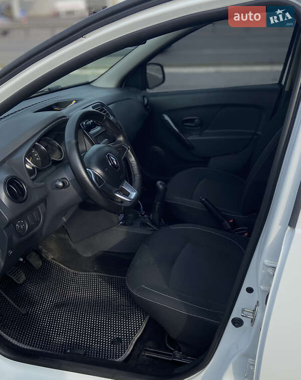 Седан Renault Logan 2019 в Києві фото 12 Седан Renault Logan 2019 в Києві