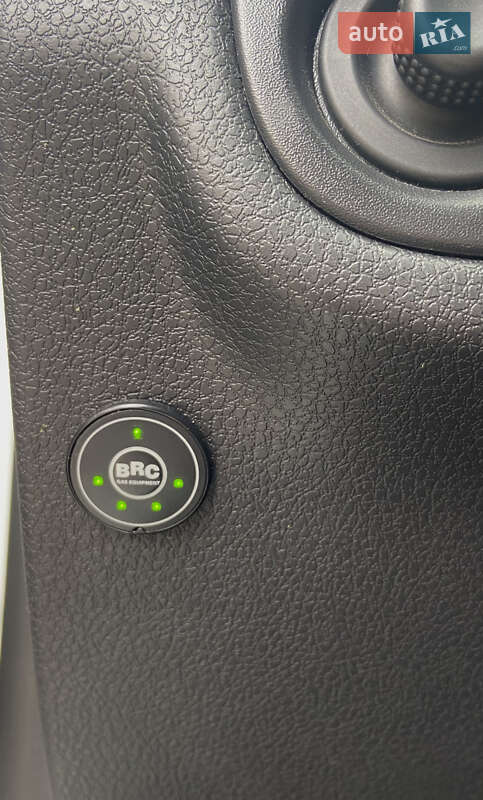 Седан Renault Logan 2019 в Києві фото 17 Седан Renault Logan 2019 в Києві